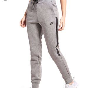 Women’s grey Nike tech fleece joggers
